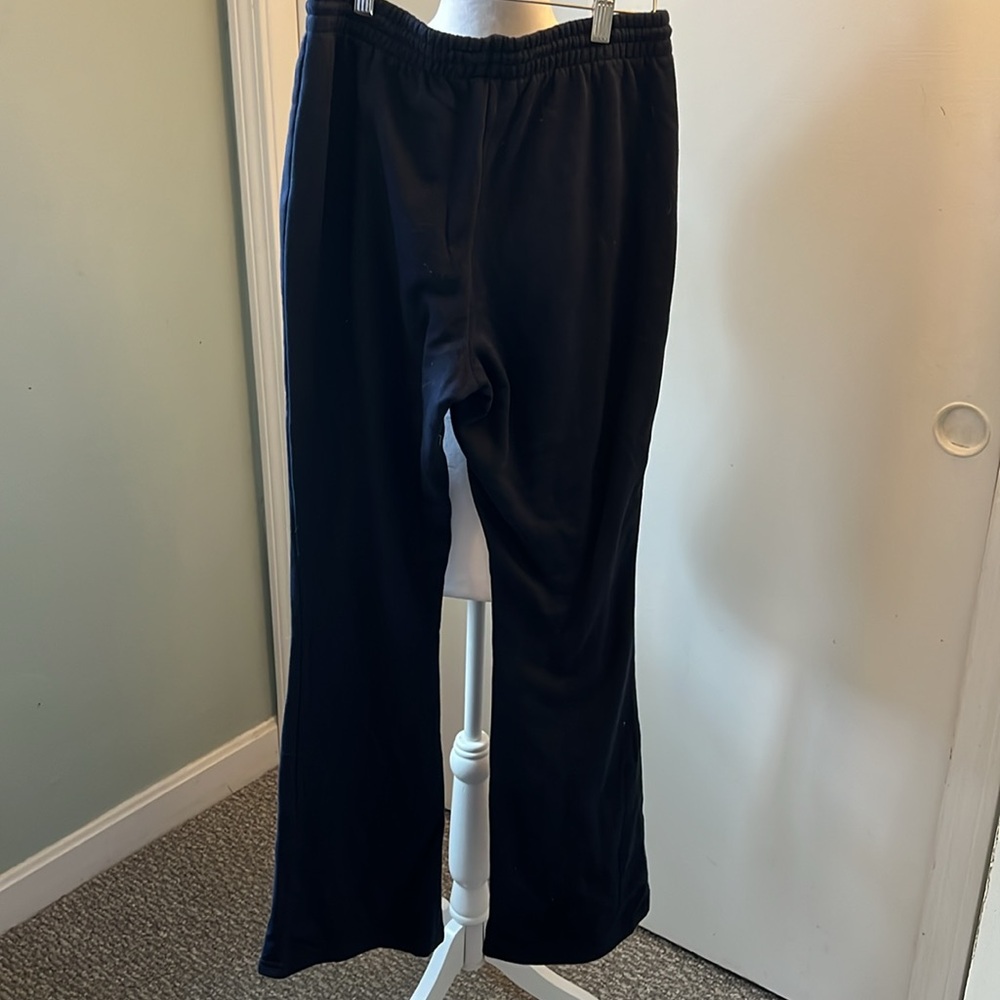 PacSun Women’s Sweatpants Navy - Picture 2 of 3